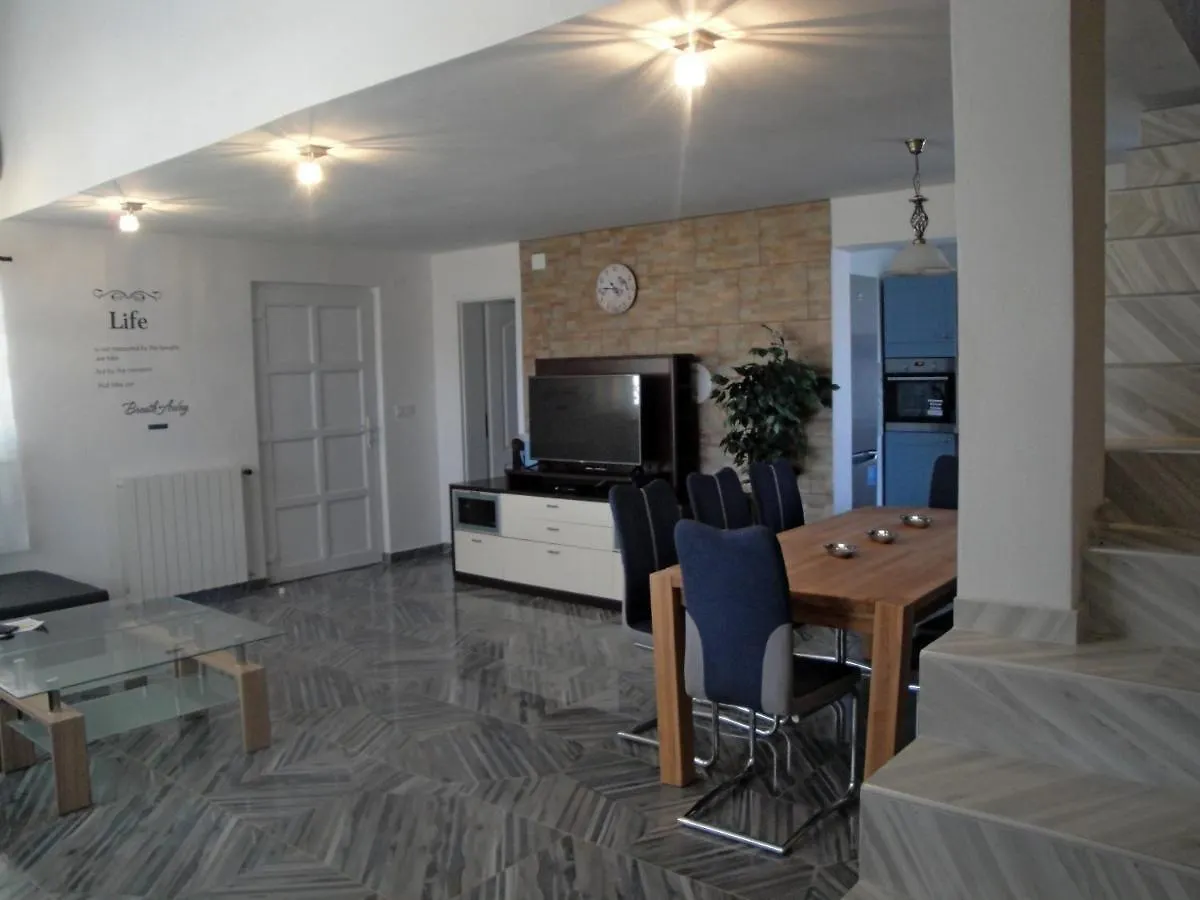 Ecoland Medulin Villa